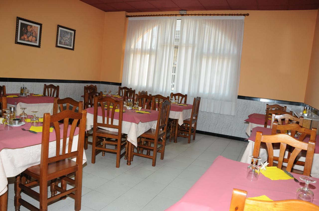 Hostal La Torre II Puente de Domingo Florez المظهر الخارجي الصورة
