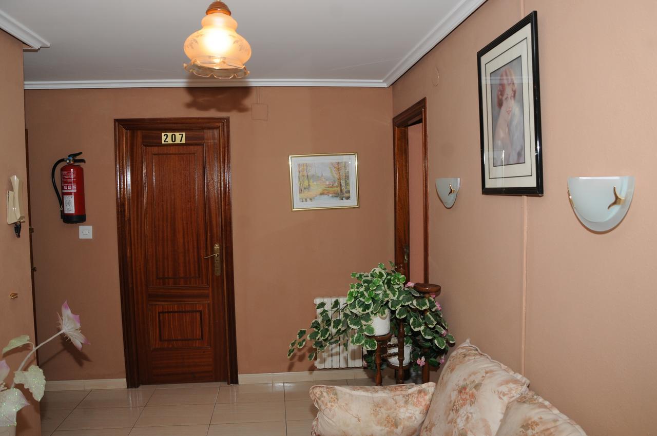 Hostal La Torre II Puente de Domingo Florez المظهر الخارجي الصورة